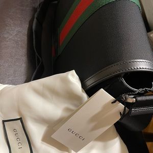 Brand New (with tags) Authentic Gucci Large Messenger Crossbody